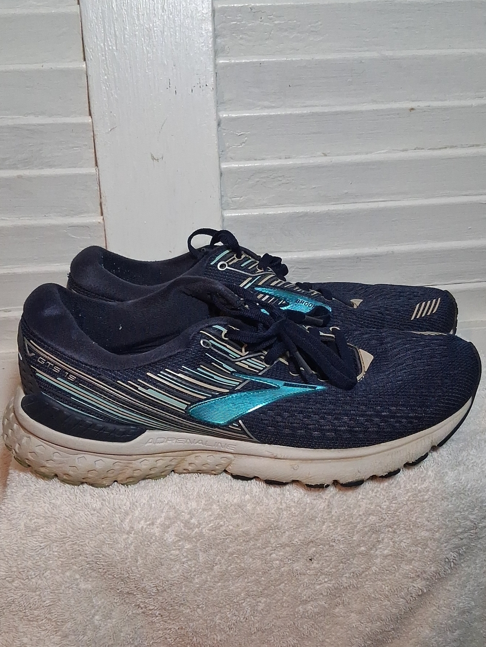Brooks Adrenaline Sneakers